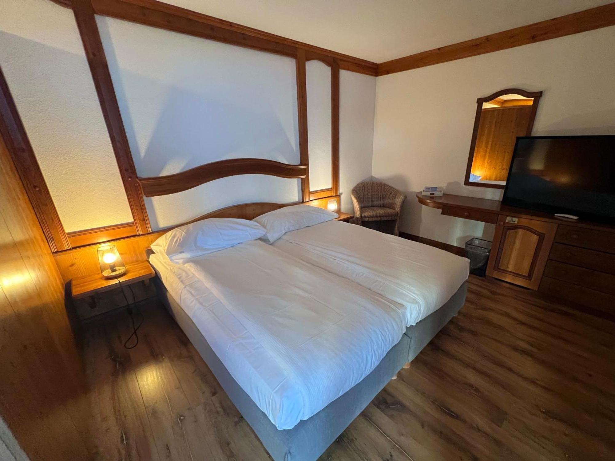 Hotel Chalet Royal Veysonnaz Bagian luar foto